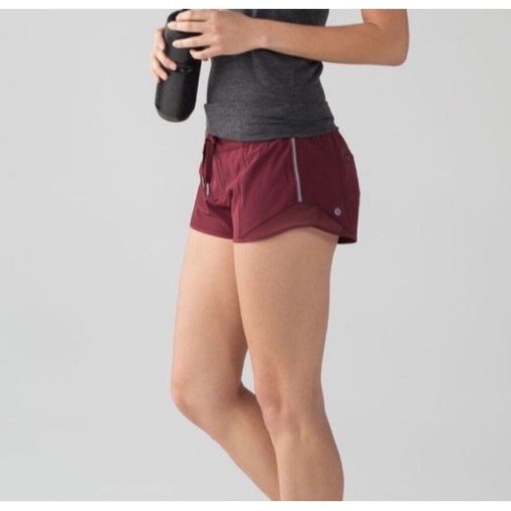 Lululemon sz 12 Shorts Hotty Hot Athletic 2.5” Burgundy Reflective Running Gym